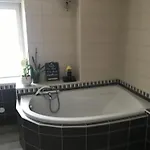 Côté Rive, Au Bord De La Rivière La Moselotte Et Terrasse * Saulxures-sur-Moselotte