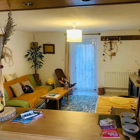 Cote Rive, Au Bord De La Riviere La Moselotte Et Terrasse * Saulxures-sur-Moselotte